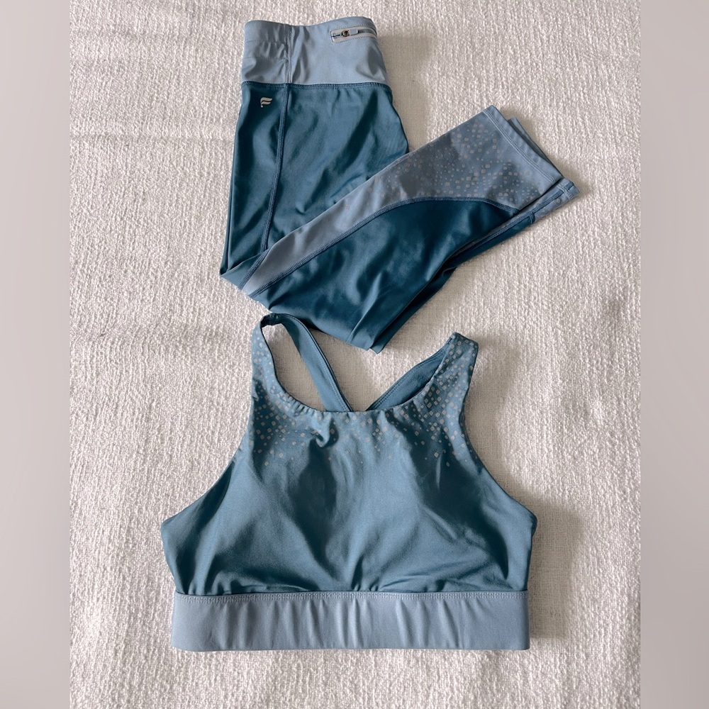 Fabletics Capri Legging Set